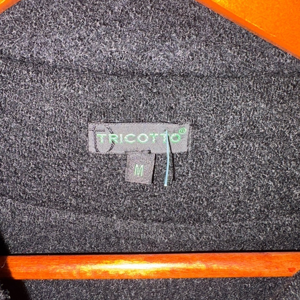 Tricotto Charcoal Knit Top - Picture 2 of 8